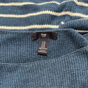 GAP Stripped knit sweater, Size L, blue and white